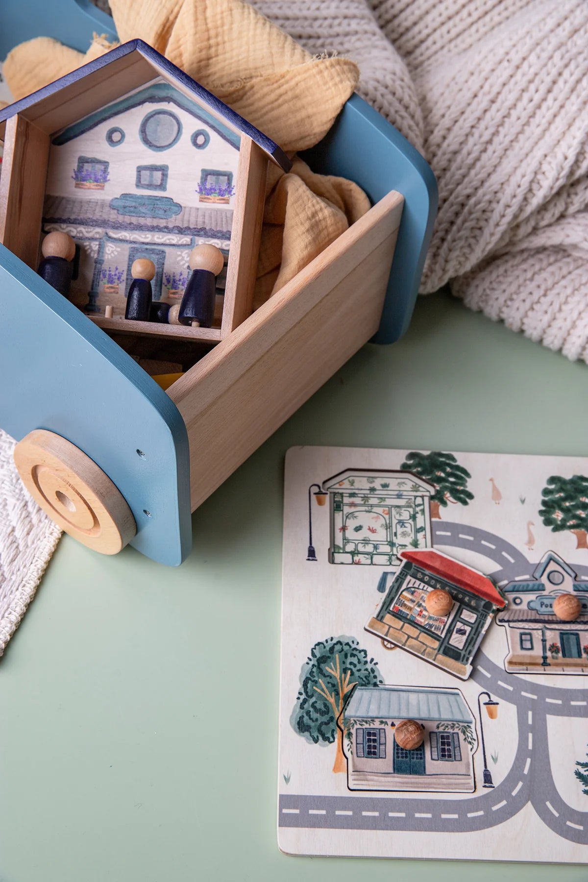 Peg Puzzle ~ Little Greyton