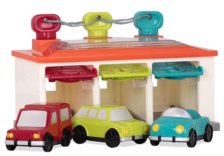Battat 3 Car Garage 2 years +
