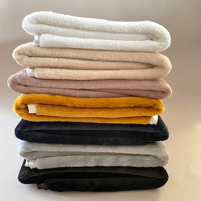 Tiger Lily Fleece Cuddle Blanket | Grey